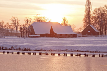 企业晨会激励小故事